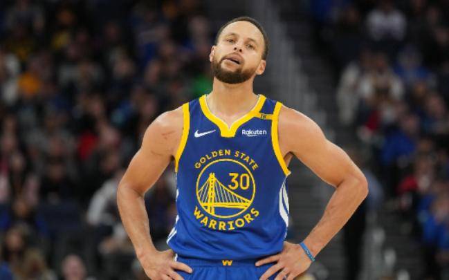 开云体育-包含库里回归赛场，挺进下一轮首场状态亮眼，德国队观众沸腾！的词条